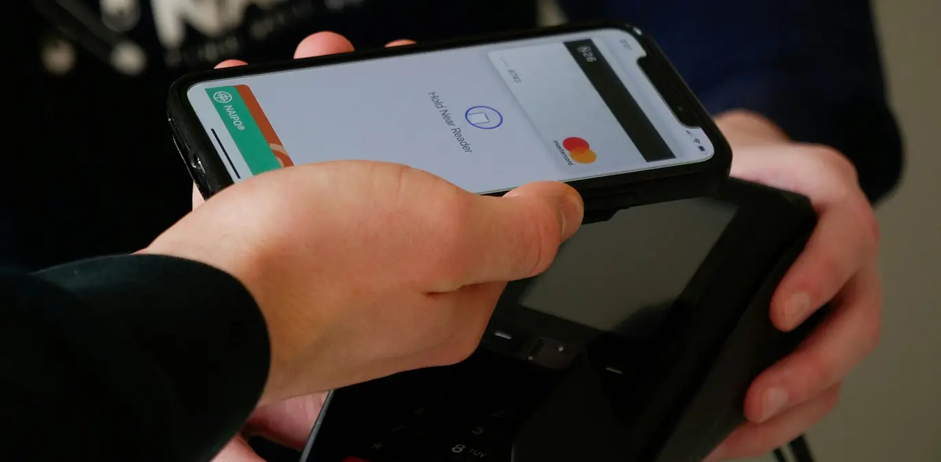 Bezahlen trotz leerem iPhone-Akku? Mit dem Expressmodus in Apple Wallet funktioniert’s